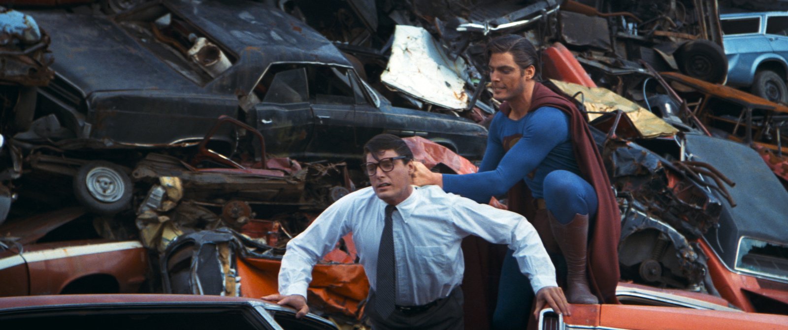 Clark Kent face à Superman dans la casse — Superman III, 1983