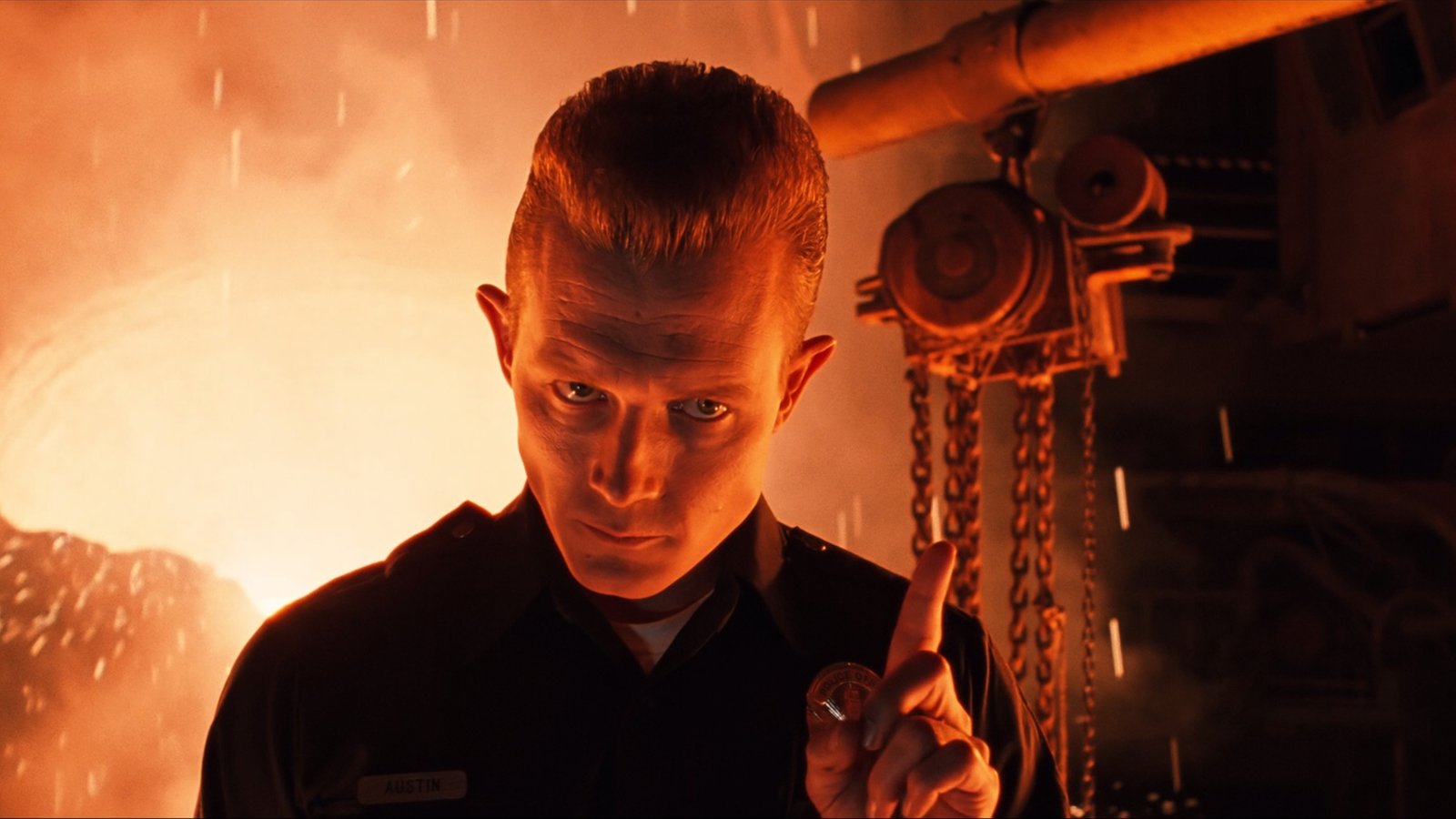 Robert Patrick en T-1000 dans l'aciérie — Terminator 2, 1991