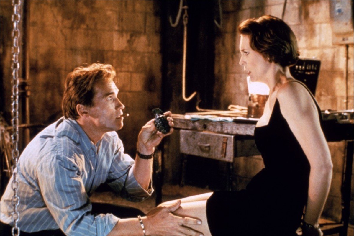Arnold Schwarzenegger (Harry Tasker) et Jamie Lee Curtis (Helen Tasker) dans True Lies